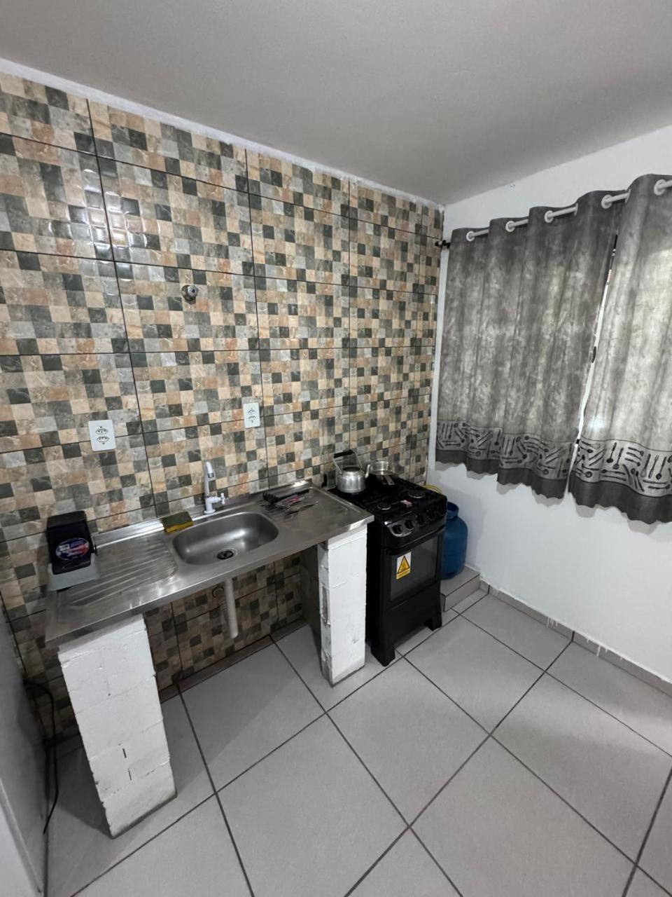 Kitnets No Campeche A 500 Metros Do Mar Apartman Florianópolis Kültér fotó